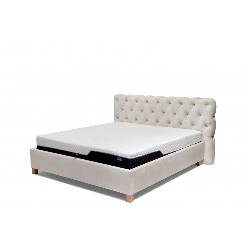 Lova Chesterfield